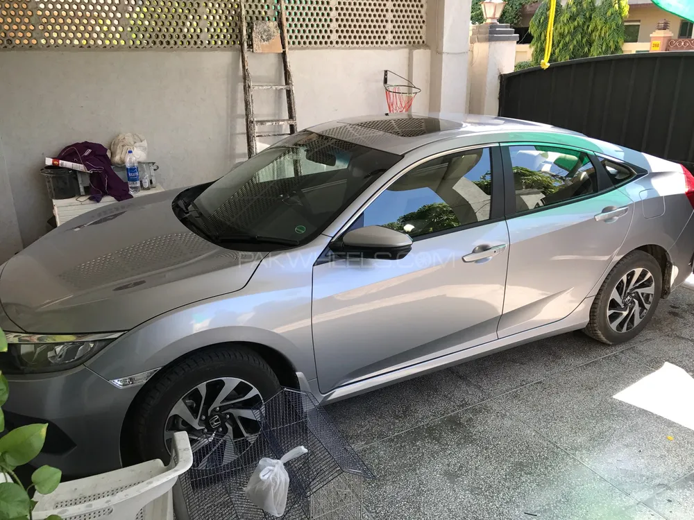 Honda Civic 2017 for Sale in Lahore Image-1