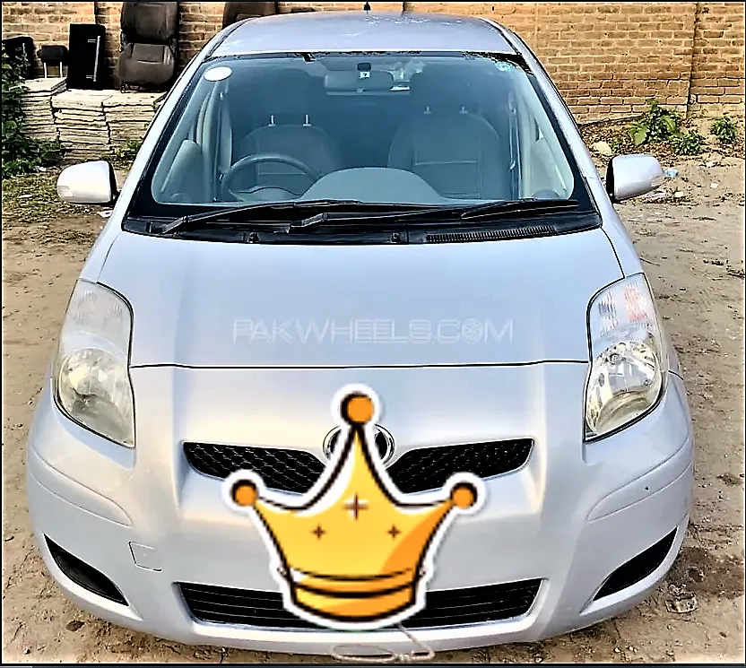 Toyota Vitz 2010 for Sale in Gujranwala Image-1