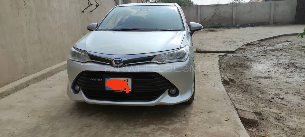 Toyota Corolla Fielder 2015 for Sale in Dera ismail khan Image-1