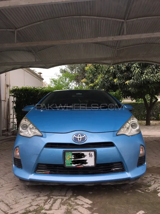Toyota Aqua 2013 for Sale in Nowshera Image-1