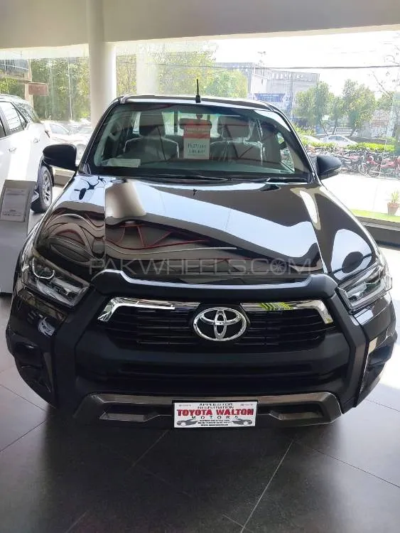 Toyota Hilux 2023 for Sale in Lahore Image-1