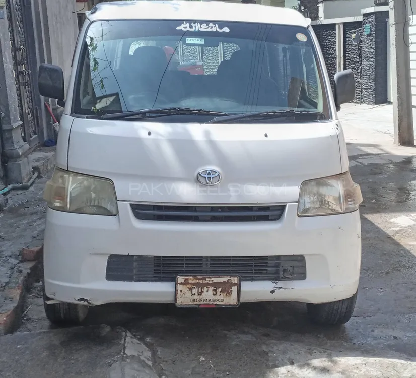 Toyota Town Ace 2009 for Sale in Eminabad Image-1