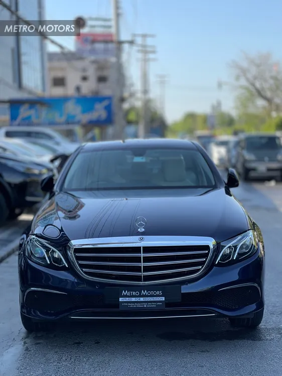 Mercedes Benz E Class 2020 for Sale in Lahore Image-1