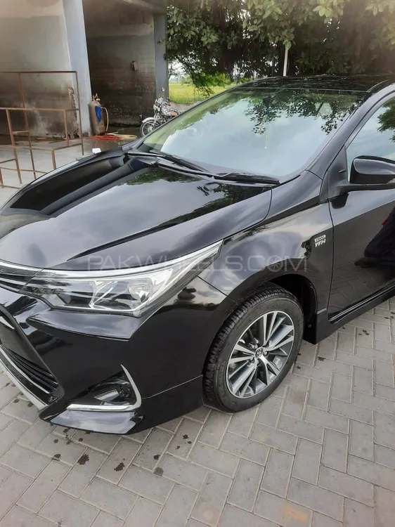Toyota Corolla 2021 for Sale in Lahore Image-1