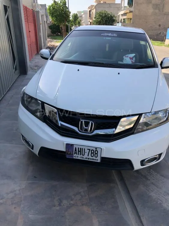Honda City 2018 for Sale in Islamabad Image-1