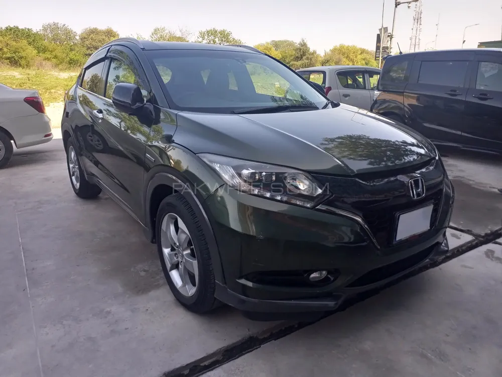 Honda Vezel 2013 for Sale in Islamabad Image-1
