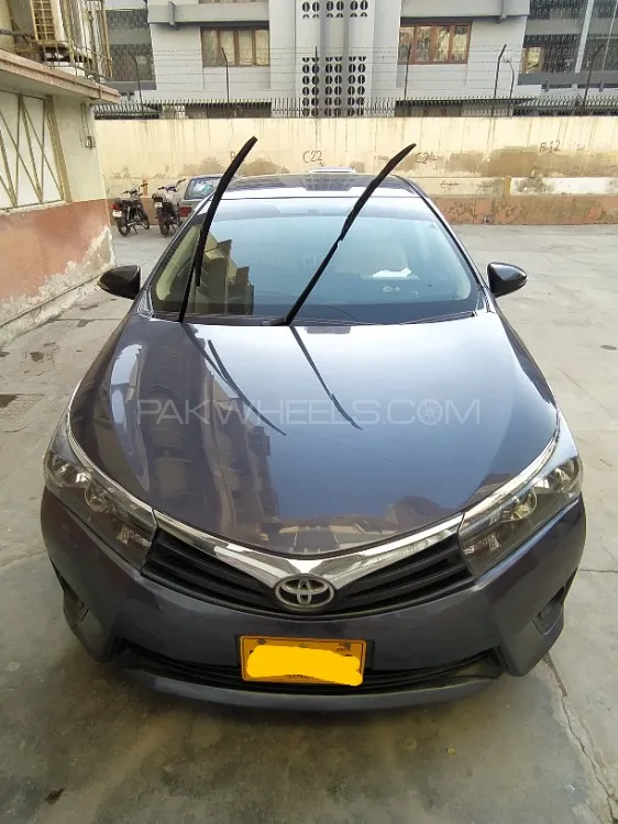 Toyota Corolla 2015 for Sale in Karachi Image-1