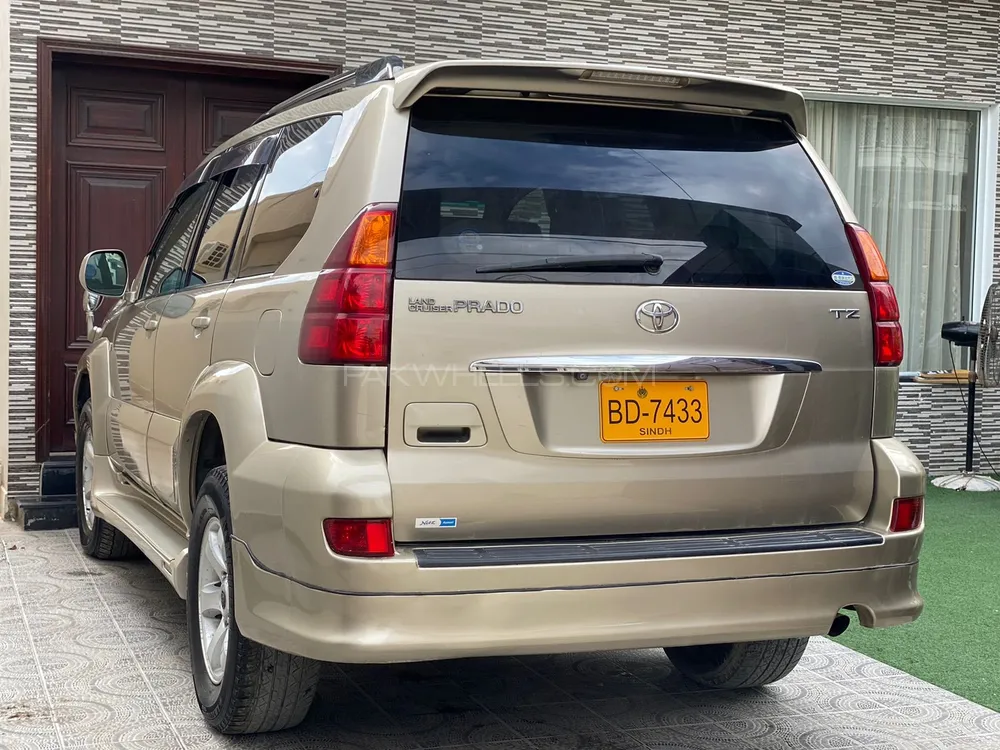 Toyota Prado 2005 for Sale in Karachi Image-1