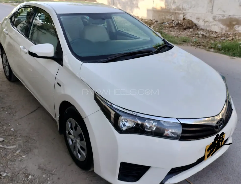 Toyota Corolla 2016 for Sale in Karachi Image-1