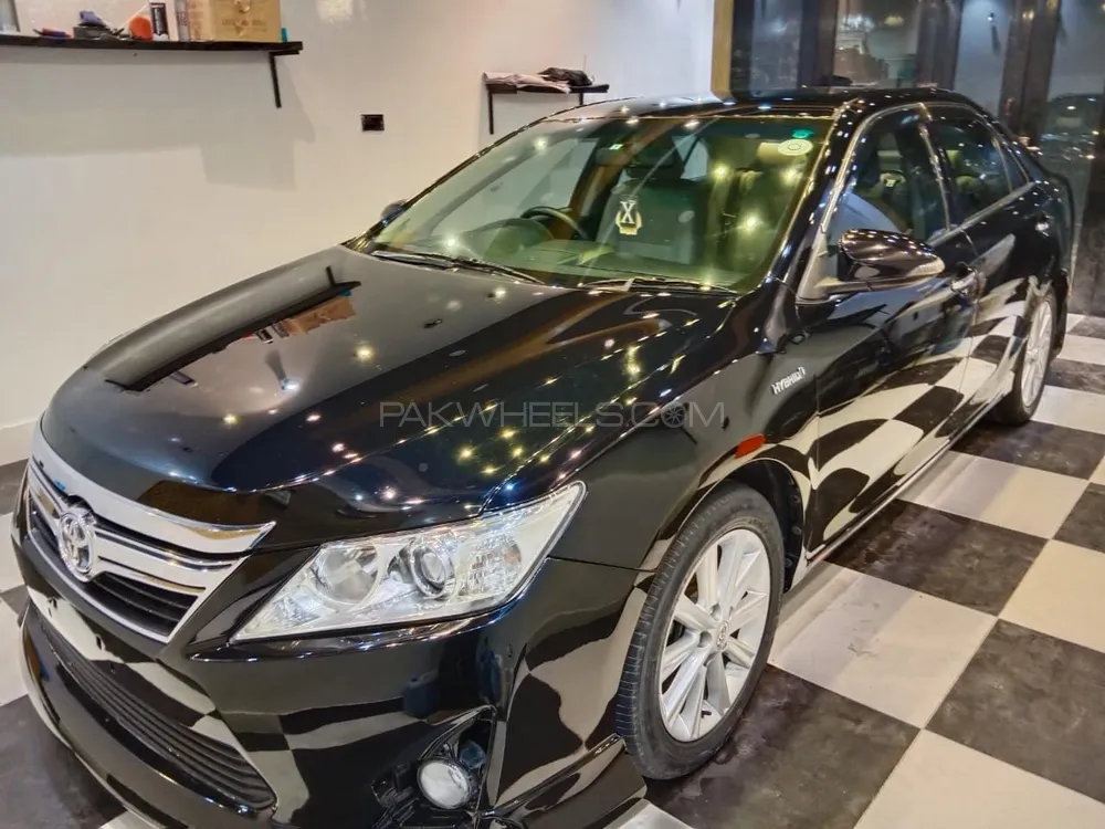 Toyota Camry 2013 for Sale in Islamabad Image-1