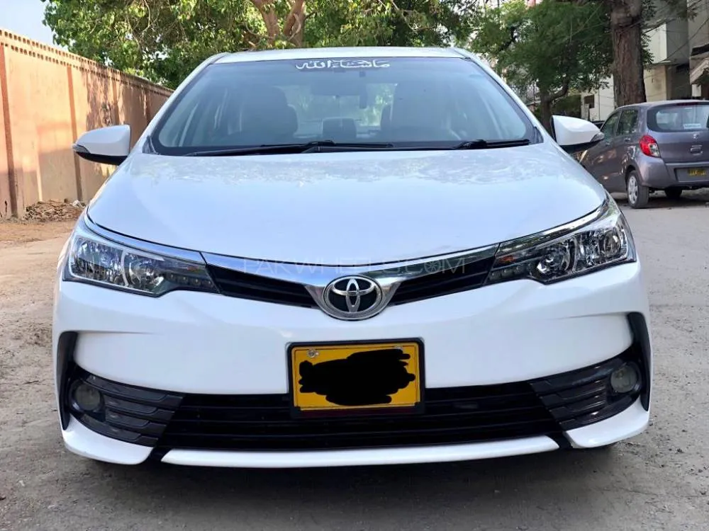 Toyota Corolla 2015 for Sale in Karachi Image-1