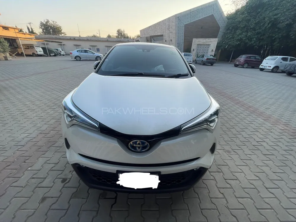 Toyota C-HR 2017 for sale in Islamabad