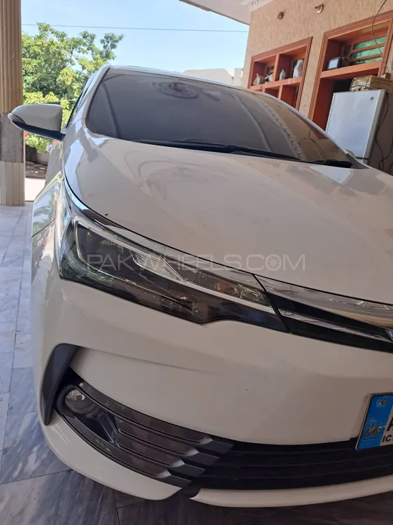 Toyota Corolla 2019 for Sale in Peshawar Image-1