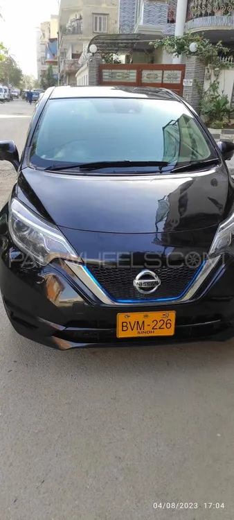 Nissan Note 2016 for Sale in Karachi Image-1