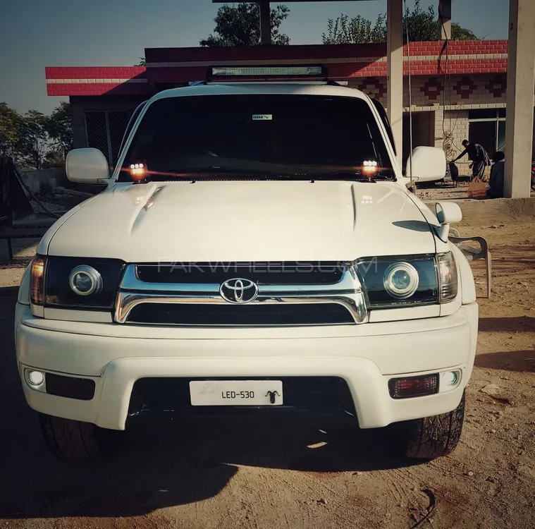 Toyota Surf 2000 for Sale in Islamabad Image-1