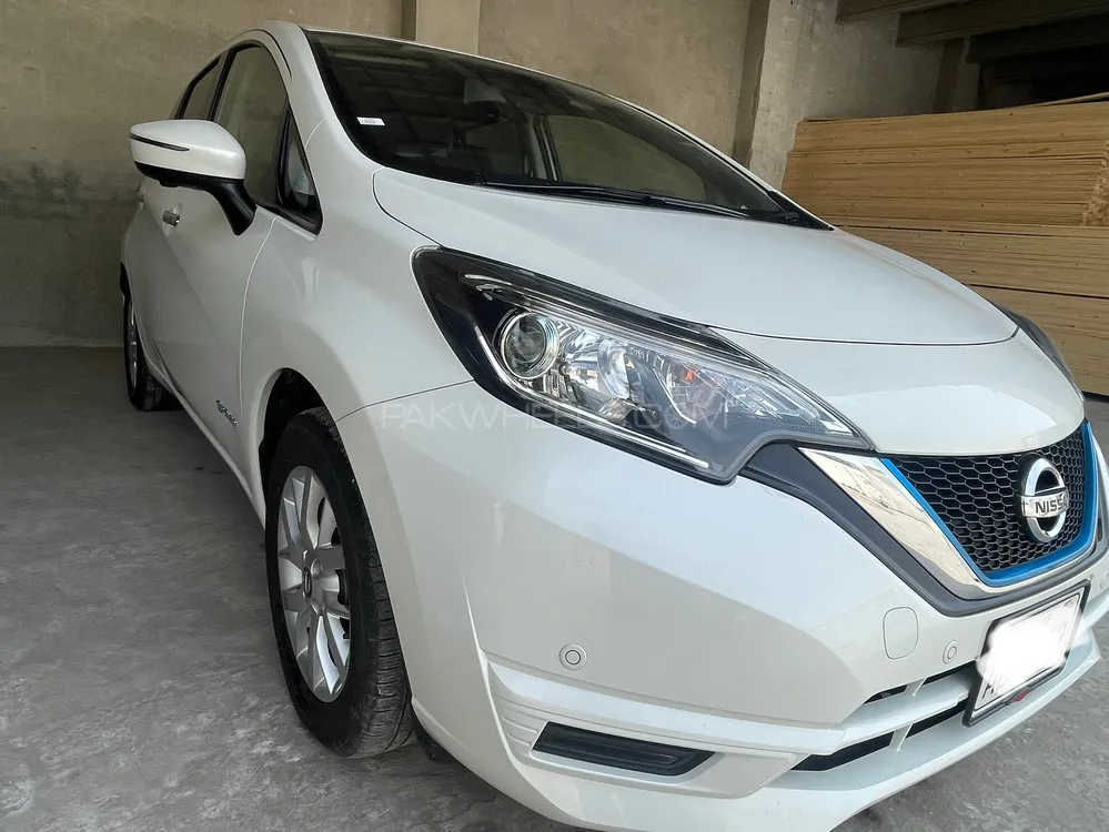 Nissan Note 2019 for Sale in Lahore Image-1