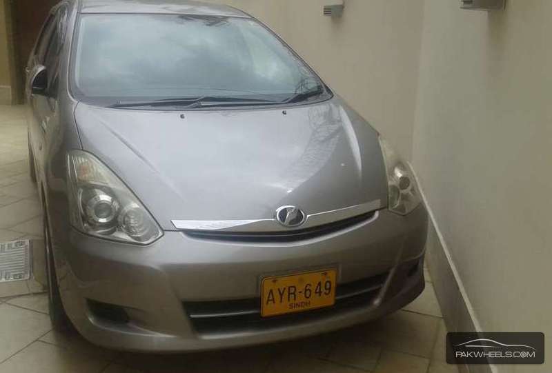 Toyota Wish 2007 for Sale in Karachi Image-1