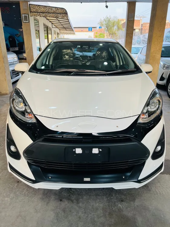Toyota Aqua 2019 for Sale in Gujranwala Image-1