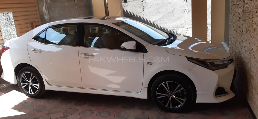 Toyota Corolla 2022 for Sale in Muzaffarabad Image-1
