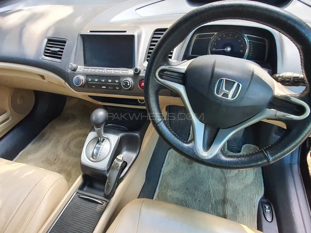 Honda Civic 2010 for Sale in Karachi Image-1