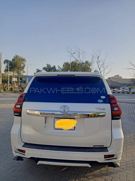 Toyota Prado 2009 for Sale in Gujrat Image-1