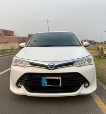 Toyota Corolla Axio Hybrid 1.5 2015 for Sale