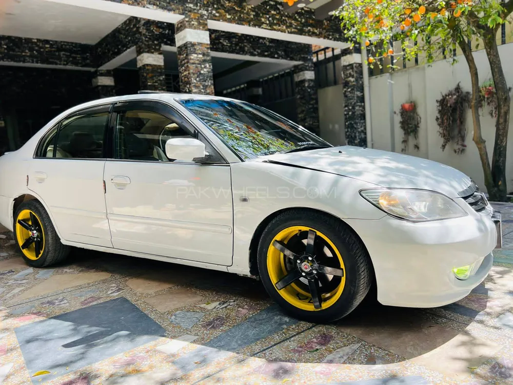 Honda Civic 2004 for Sale in Peshawar Image-1