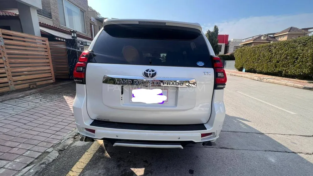 Toyota Prado 2017 for Sale in Islamabad Image-1