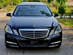 Mercedes Benz E Class E200 2013 for Sale