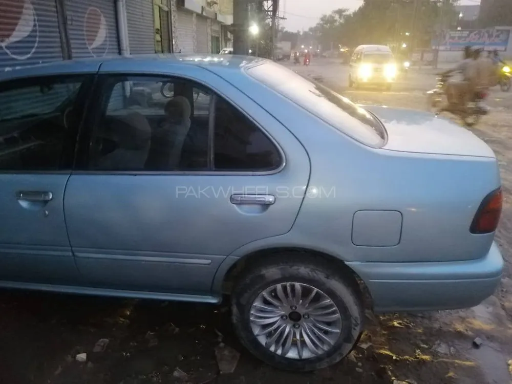 Nissan Sunny 1998 for Sale in Lahore Image-1