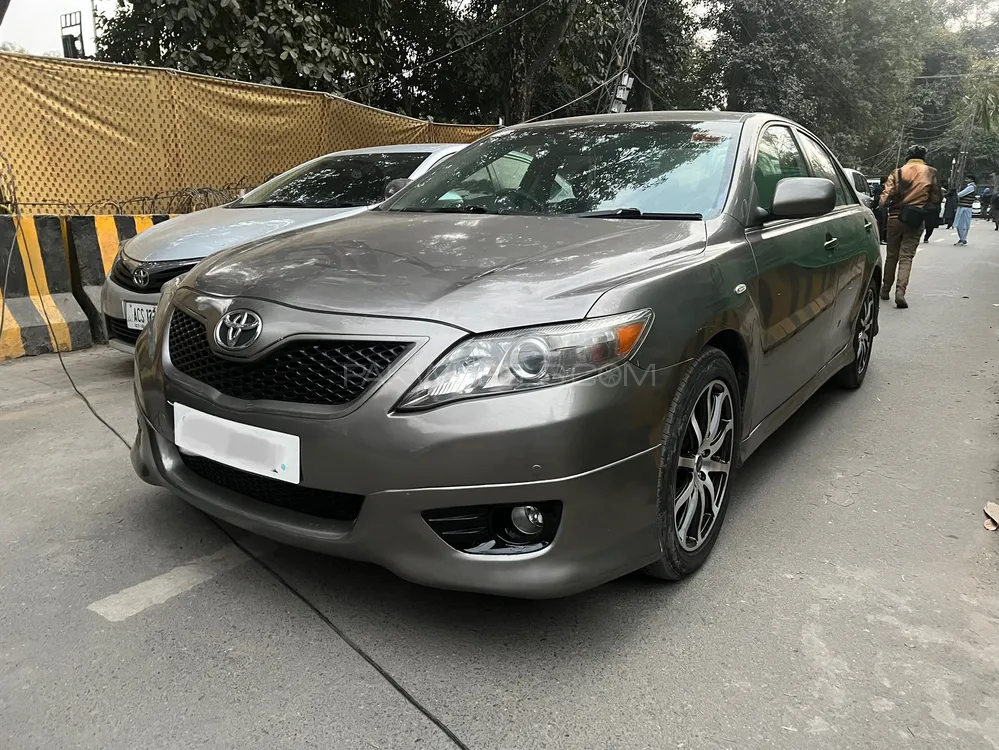 Toyota Camry 2009 for Sale in Lahore Image-1