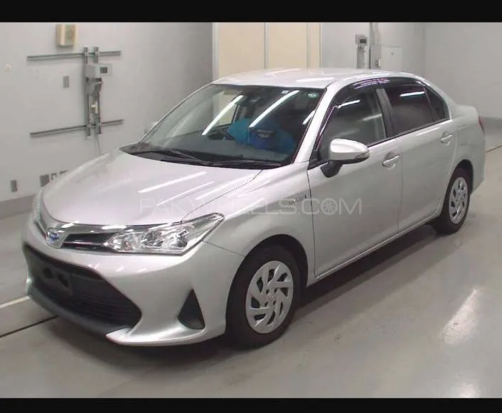 Toyota Corolla Axio 2019 for Sale in Islamabad Image-1