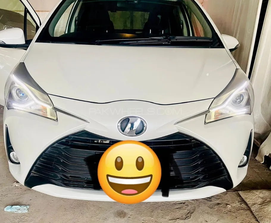 Toyota Vitz 2018 for Sale in Islamabad Image-1