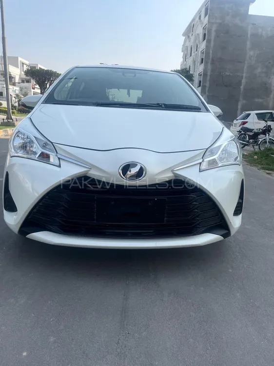 Toyota Vitz 2020 for Sale in Gujranwala Image-1