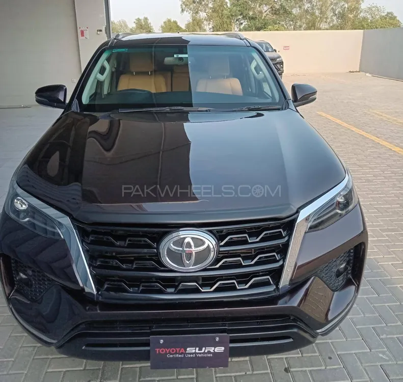 Toyota Fortuner 2021 for Sale in Lahore Image-1