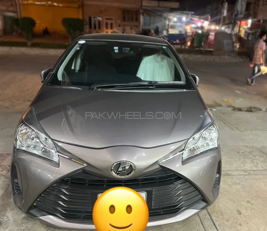Toyota Vitz 2018 for Sale in Sahiwal Image-1