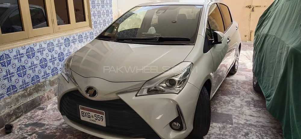 Toyota Vitz 2022 for Sale in Hyderabad Image-1