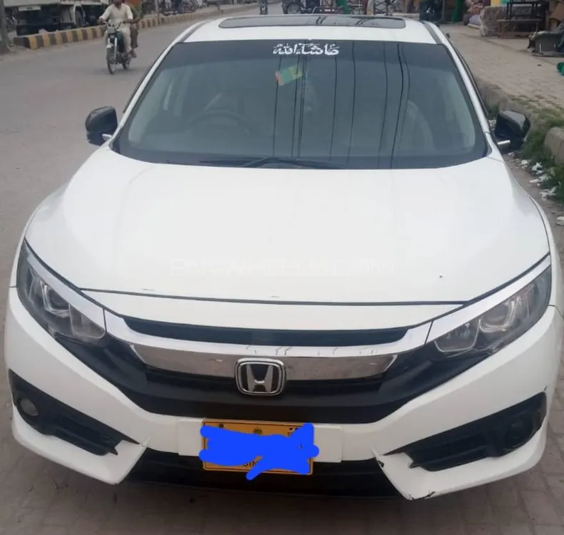 Honda Civic 2017 for Sale in Kohat Image-1