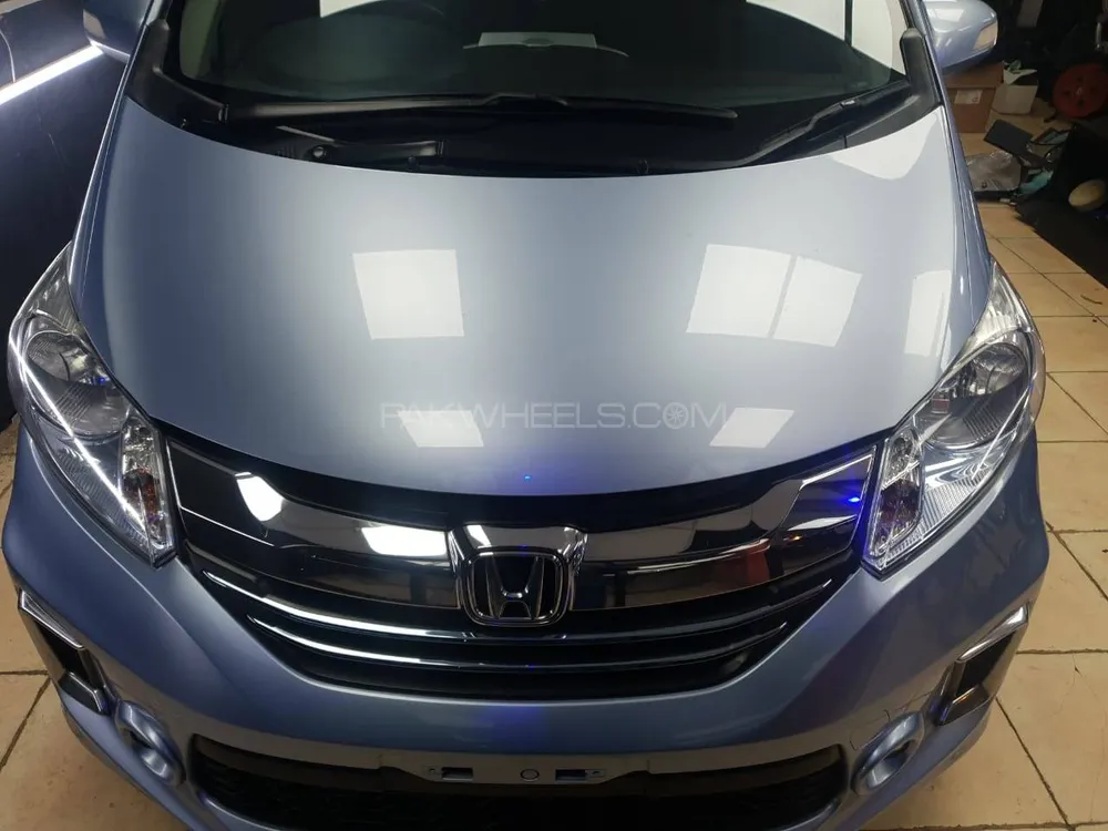 Honda Freed 2015 for Sale in Karachi Image-1