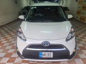 Toyota Sienta G 2015 for Sale