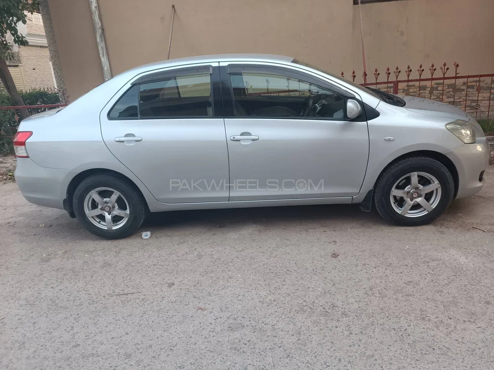 Toyota Belta 2006 for Sale in Peshawar Image-1