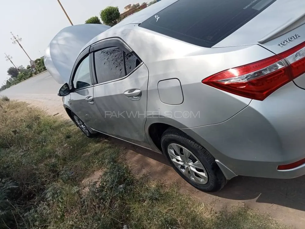 Toyota Corolla 2016 for Sale in Mandi bahauddin Image-1