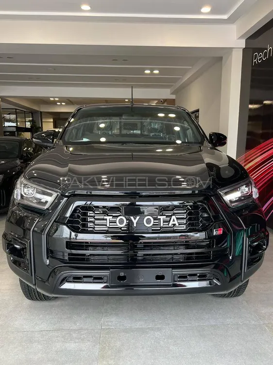 Toyota Hilux 2023 for Sale in Islamabad Image-1