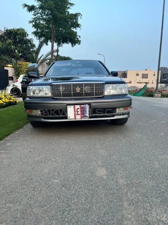Toyota Crown 1996 for Sale in Lahore Image-1