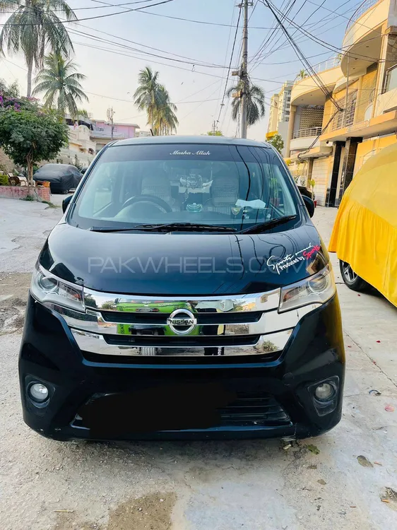 Nissan Dayz Highway Star 2013 for Sale in Karachi Image-1