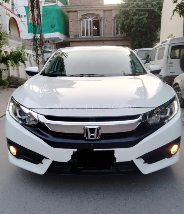 Honda Civic Oriel 1.8 i-VTEC CVT 2018 for sale in Lahore | PakWheels