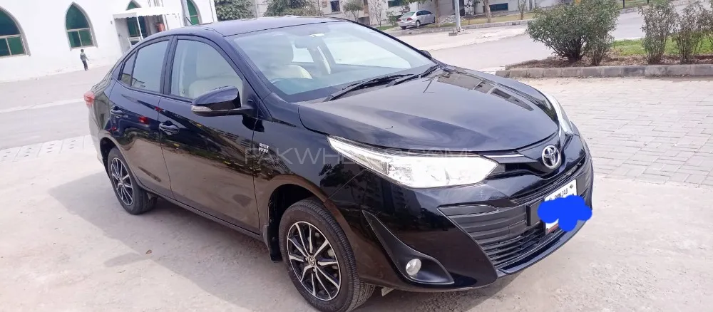 Toyota Yaris Sedan 2021 for Sale in Bahawalpur Image-1