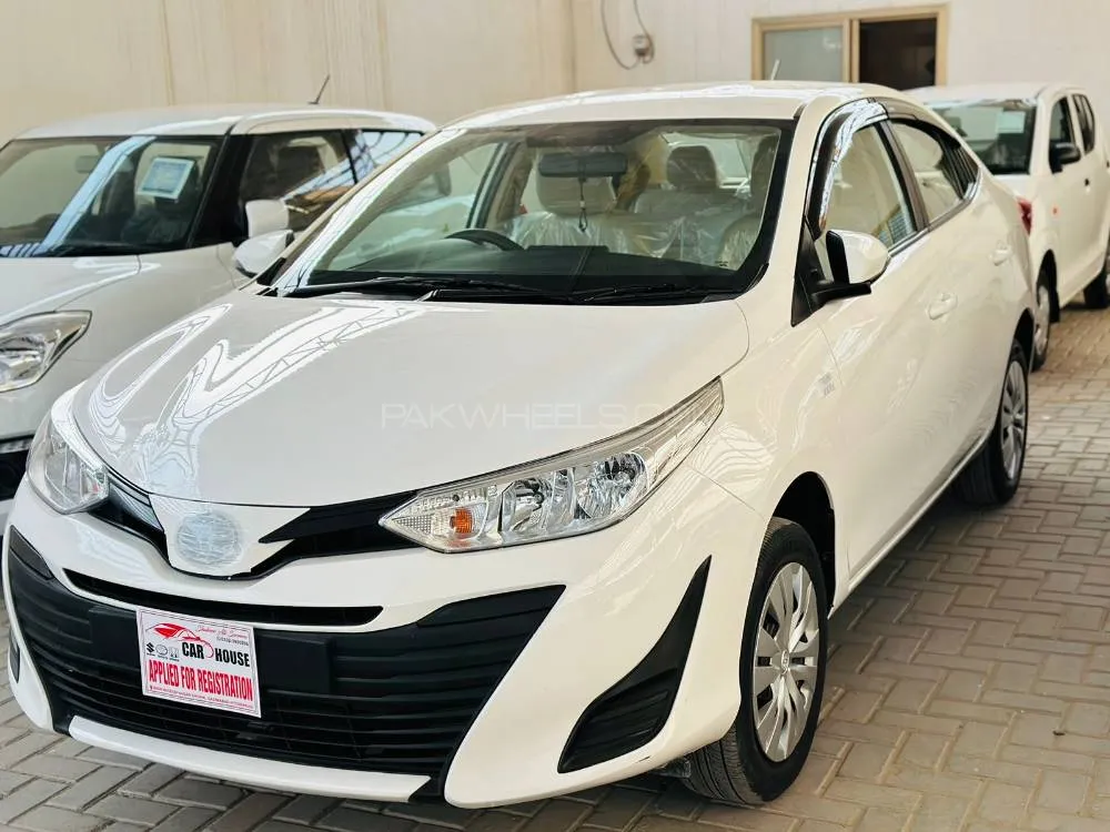 ٹویوٹا یارس سیڈان 2021 for Sale in حیدرآباد Image-1