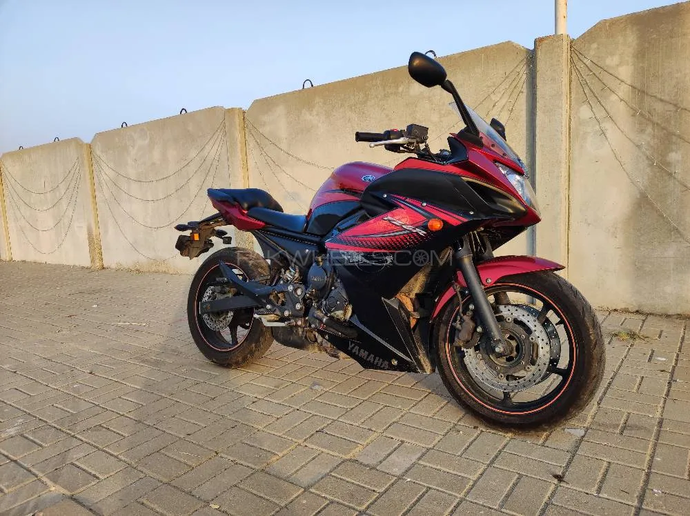 Yamaha FZ6R 2012 for Sale Image-1