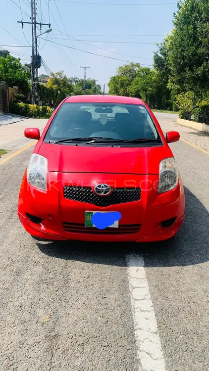 Toyota Vitz 2005 for Sale in Lahore Image-1